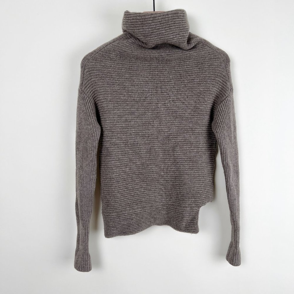 Aritzia Mika Cashmere & Wool Funnel Cowl Turtleneck Sweater Boxy Oversized Cozy - Picture 8 of 15